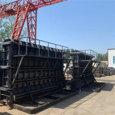 Elementti seinämuotti